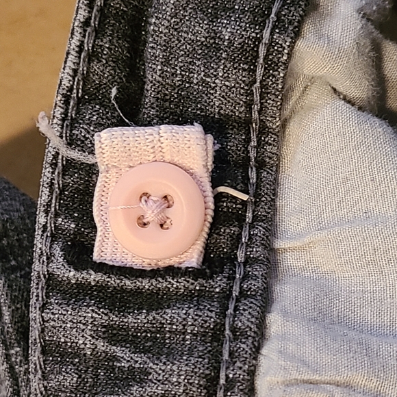 Levi's bootcut jeans denim in a youth girls size 10. Gray heathered EUC - Picture 13 of 13